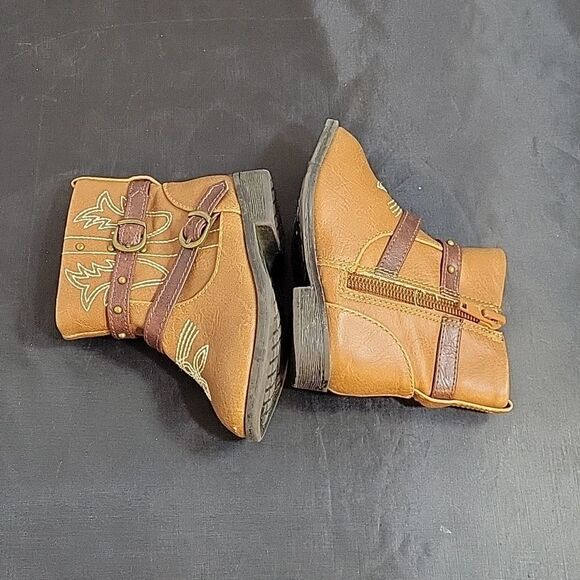 GARANIMAIS ROUND TOE ZIP CLOSURE ANKLE BABY BOOTIES - Picture 11 of 15